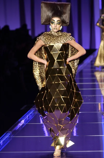 Look 12
